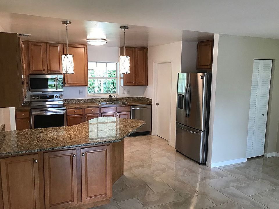 2nd image of 19540 Lenaire Dr