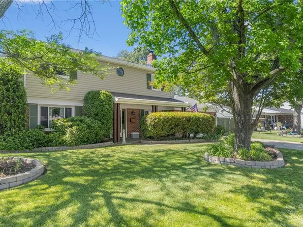 3429 Poppy Cres, Virginia Beach, VA 23453