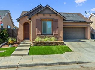 7386 E Ramona Way, Fresno, CA