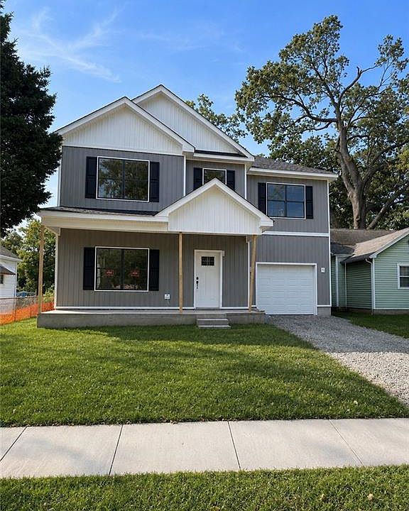 1st image of 836 32nd St
