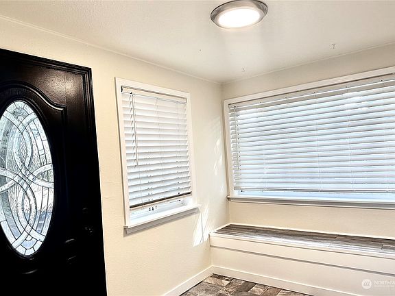 2nd image of 17001 8th Ave  CT E