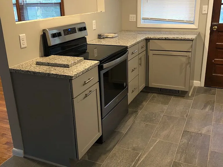 1235 E Matlock Rd — Photo 20