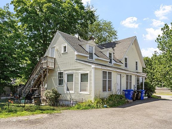 3rd image of 19 Main St