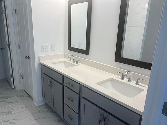 5th image of 4355 Sims Park Pl