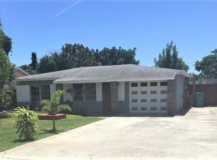226 SE 24th Ave, Boynton Beach, FL 33435
