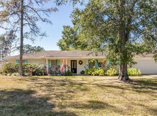 215 W Wildwood Dr N, Village Mills, TX 77663