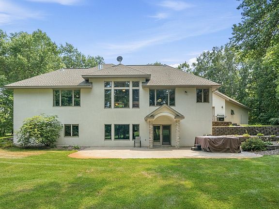 2nd image of 34707 Hillcrest Rd