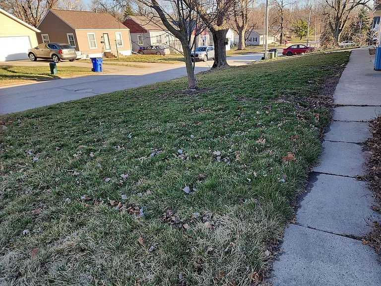 2237 Mount Vernon Rd SE — Photo 4