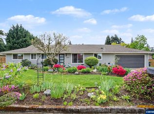 8470 SE Hood St, Clackamas, OR 97015