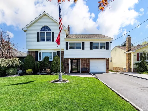 22 Princeton Ave, Colonia, NJ 07067