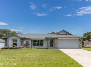 941 Custer St NW, Palm Bay, FL 32907