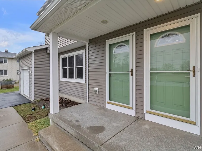 940 Reserve Rd — Photo 4
