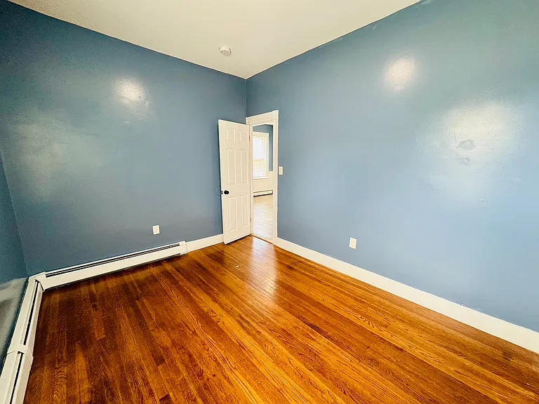 61 Cypress St #2 — Photo 13