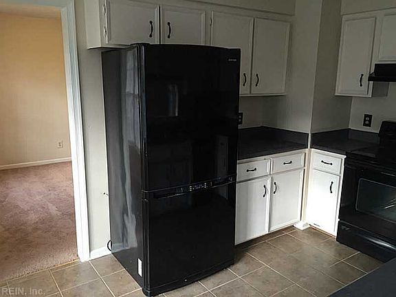 4th image of 1661 Lola Dr