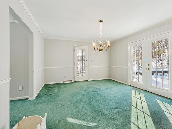 5th image of 1100 British Columbia Ave