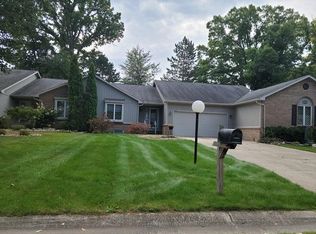 5425 Hickory Cir, Flushing, MI 48433