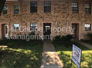 7411 Kingswood Dr, Fort Worth, TX 76133