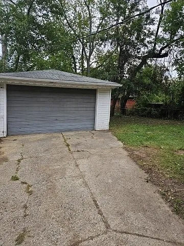 3 bed, 1.5 bath, 1400 sqft, $1,400 — Photo 2