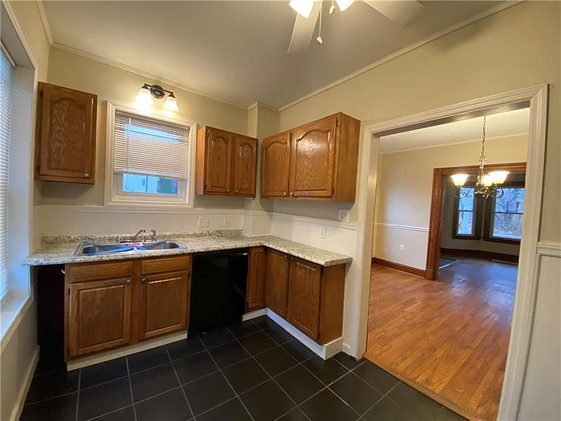 69 Spring Ave, Ellwood City, PA 16117 Zillow