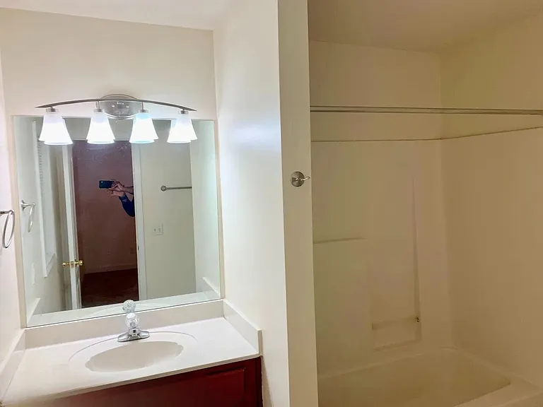 1814 Ed Temple Blvd — Photo 12