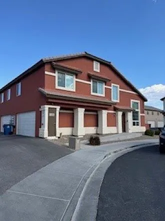 2 bed, 2.5 bath, 1000 sqft, $1,849 — Photo 2