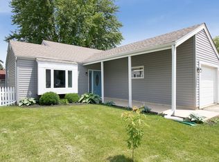 2311 Bluebell Ct, Aurora, IL 60506