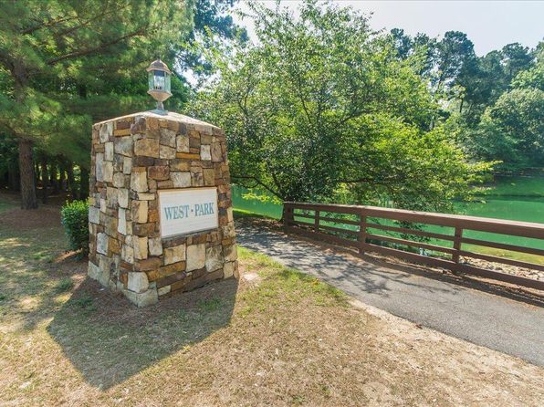 112 Parkspring Ct, Cary, NC 27519