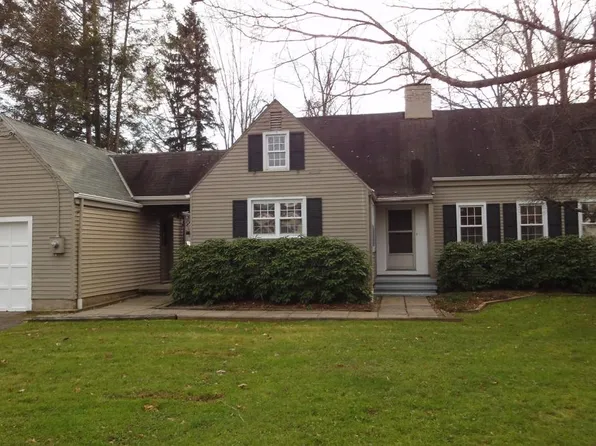 743 Cottage Grove Rd, Bloomfield, CT 06002