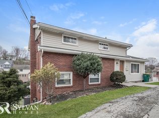 324 McClelland Rd, Canonsburg, PA 15317