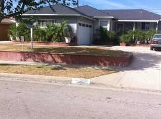 2037 W 115th St, Hawthorne, CA 90250