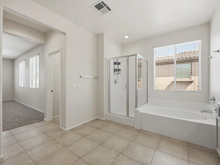 7658 Engleberg Ave — Photo 18