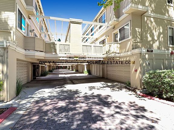 4th image of 955 La Mesa Ter Unit A