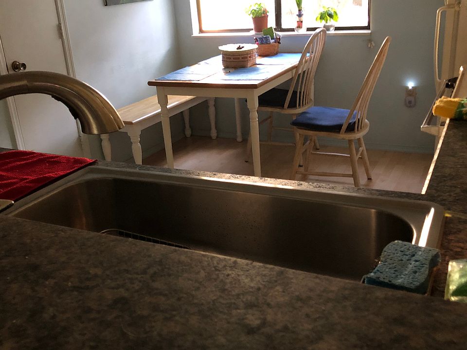 Eat in kitchen, New counters