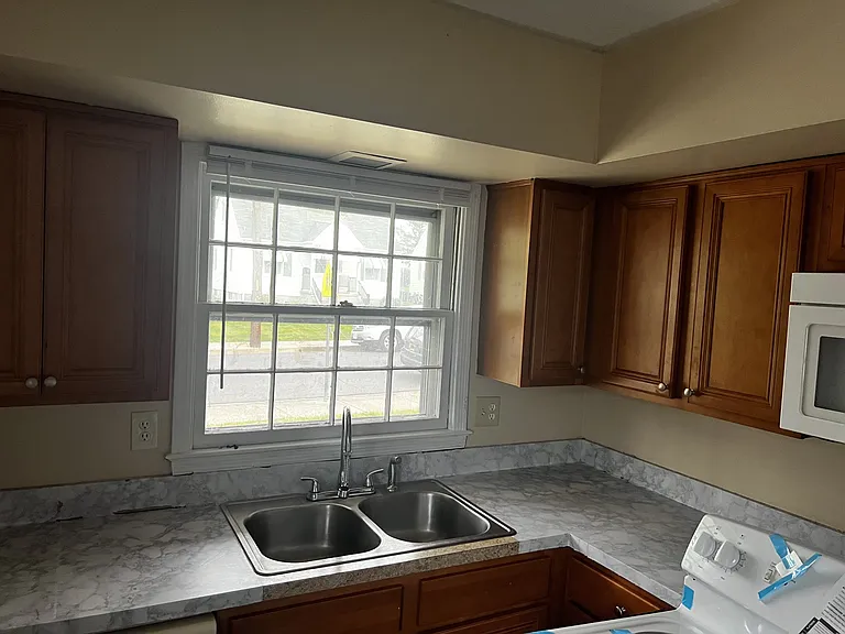 15 N Purcell Ave — Photo 6