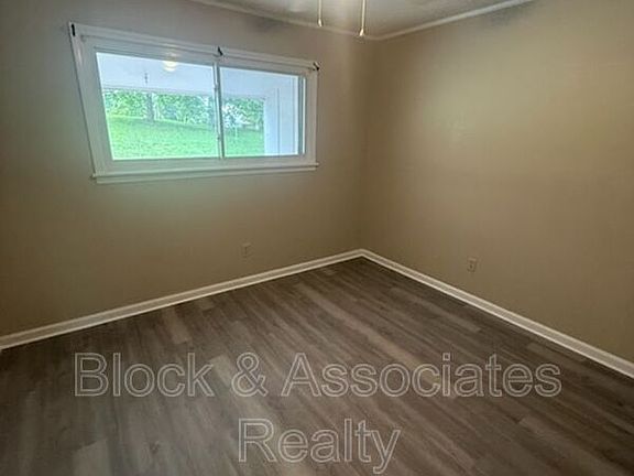 5th image of 142 W Pritchard St