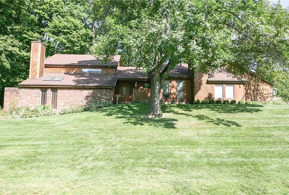 1st image of 376 12 Oaks Trl