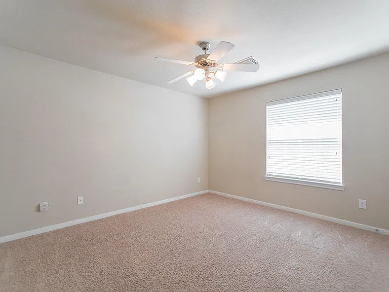 139 S Rocky Point Cir — Photo 45