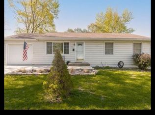 303 NE Orchard Dr, Lees Summit, MO 64063