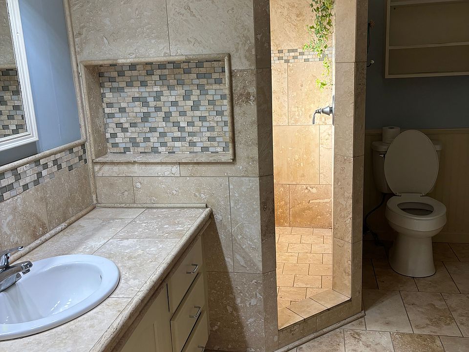 1st image of 1713 Andrew Pl