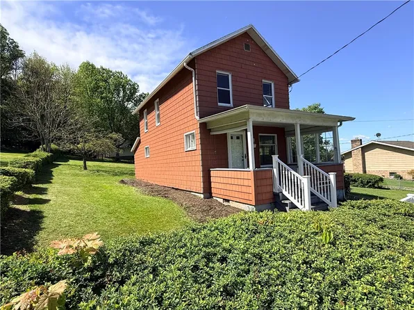 136 School St, Indiana, PA 15701