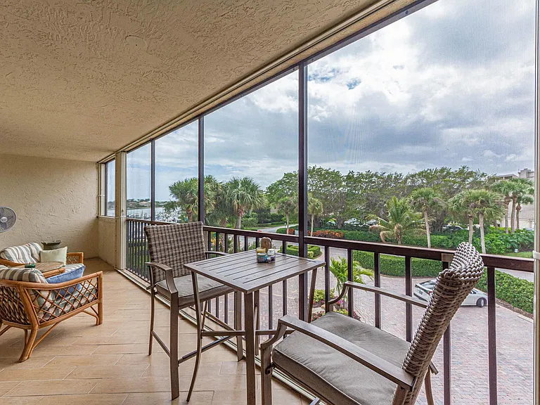 1850 Bay Rd #3G — Photo 34