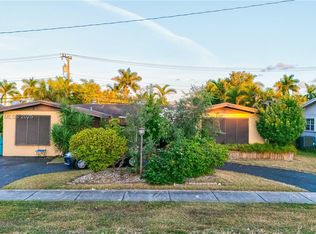 20605 NE 19th Ct, Miami, FL 33179