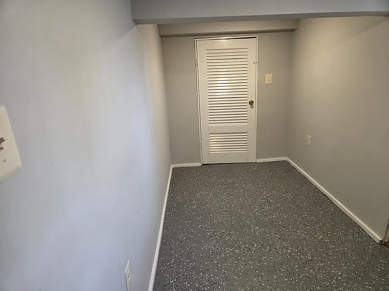 743 Springfield Ave — Photo 40