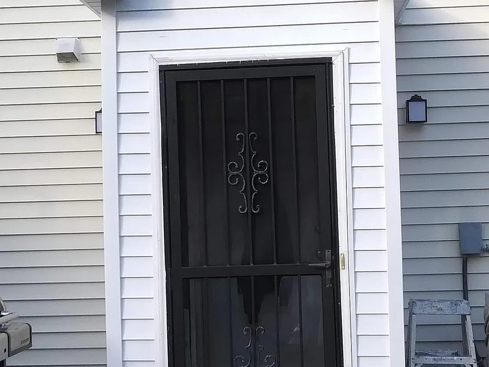Jefferson Ave