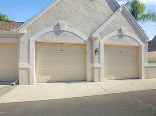 16321 Kelly Woods Dr APT 182, Fort Myers, FL 33908