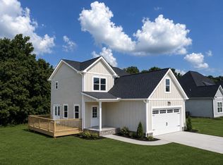 1027 Northside Dr, Dickson, TN 37055