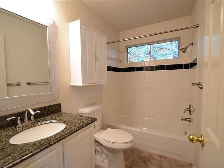 8322 Alvin High Ln — Photo 9