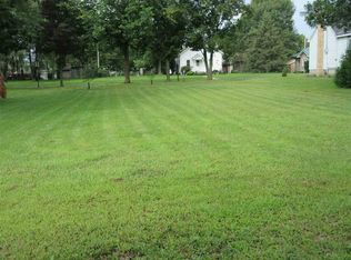 1118 S Beaumont Rd, Prairie Du Chien, WI 53821
