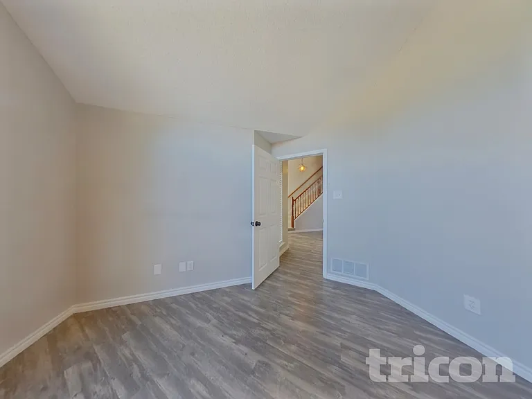 1233 Clear Creek Dr — Photo 8
