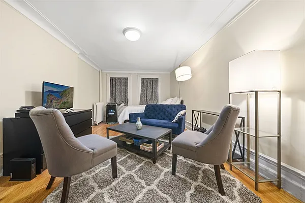 Rented by Citi Habitats | media 11